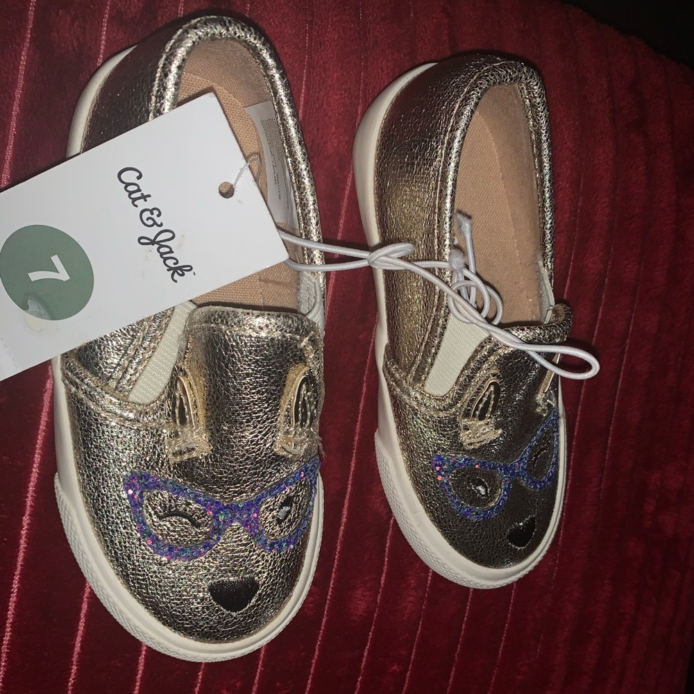 Cat and Jack Slippers Size 7 Toddler